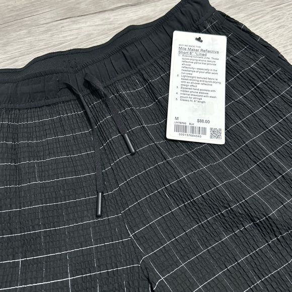 🔥NWT Mens Lululemon Mile Maker Reflective Short 6” Lined Medium - Black Grid - Picture 2 of 6